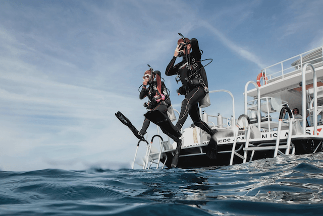 เปรียบเทียบหลักสูตร PADI: Open Water vs Advanced vs Rescue Diver
